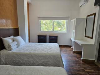 Hotel Familiar Abejac - 1