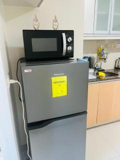 BGC Simple Elegant 300Mbps Wifi,Pool,Netflix - Manila - 4