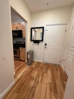 Irvine Gem Luxury condo near Irvine Business & UCI Hospital - 1