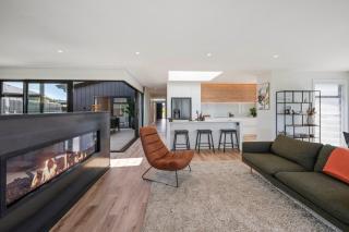 Heated Pool Gym Sauna Hot Tub - 3