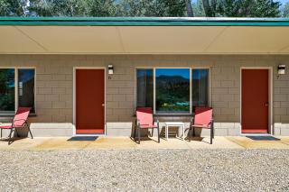 Mount Carmel Motel in Southern Utah Desert Room 6 - 0