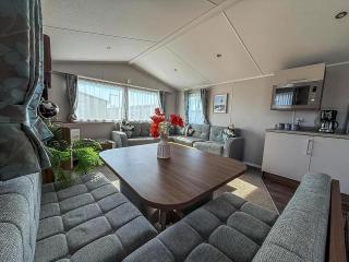 Luxury Caravan With Decking And Wifi At Haven Golden Sands Ref 63069Rc - Mablethorpe - 1