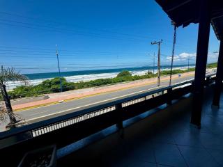 Casa Frente Mar na Avenida Beira Mar 3 Itapoa - Itapoa - 5