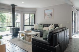 Acacia at Boardwalk Villas Metung - 4