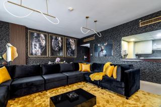 Dubai Eye & Sunset Views, direct Beach Access with Gym&Pool - 5