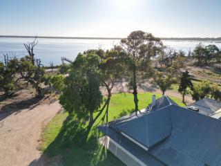 The Jetty House - Lake Frontage Barmera Riverland - Barmera - 8