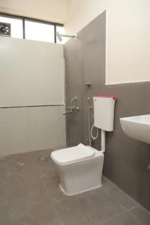 Hotel Ujwal Pure Veg Family Restaurant and lodging - Kolhapur - 4