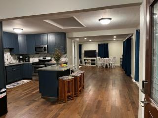 Leucadia One-Mile-Away-Beach-Home - Encinitas - 1