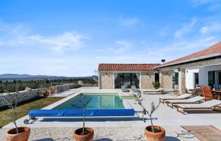 Lovely Home In Krkovic - - 3