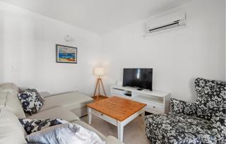 Lovely Home In Krkovic - - 7