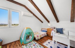 Lovely Home In Krkovic - - 7