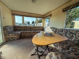 Great 8 Berth Caravan For Hire At Southview Holiday Park In Skegness Ref 33097F - Skegness - 2