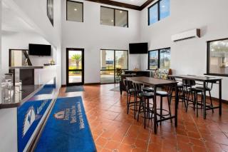Americas Best Value Inn Gonzales - 8