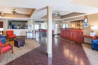 Comfort Inn Lincoln I-80 - 9