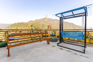 The Minivet Perch - Badīyārgaon - 7