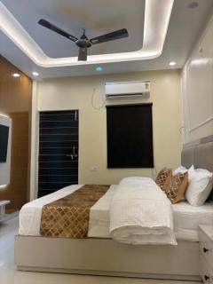 Yash Residency - Varanasi - 9