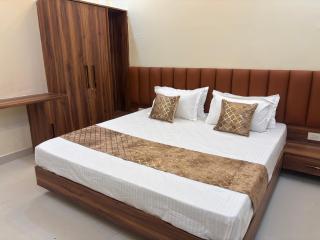Yash Residency - Varanasi - 8