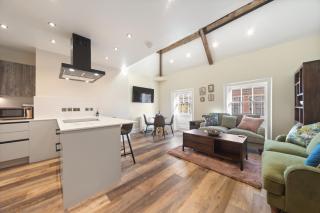 WhiskAwayStays - Vinegar House - Apartment 7 - 4