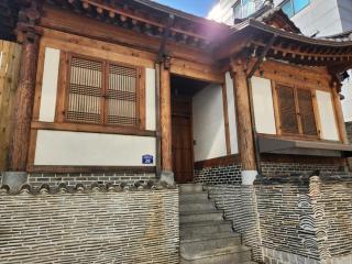 Modern Hanok stay, Moonlight Fragrance - Seul - 3