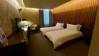Barhat Hotel & SPA - Taras - 4