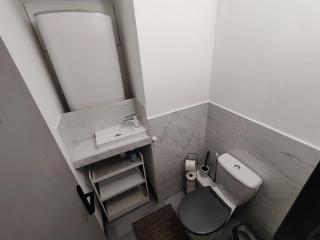 Apt 9 personnes garage, Wi-Fi, tram, parking, climatisation, jeux - Avignon - 4