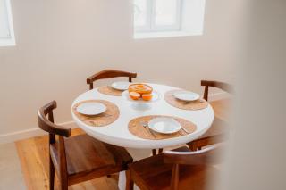 Mary Orange - NO 236 RC E - Elegant Two-Bedroom Urban Retreat - Lissabon - 5