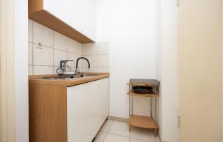 Awesome Apartment In Kastel Stafilic - Kaštela (Castelli) - 9