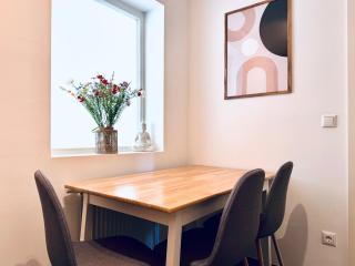 Desert Dune - Historic City Center with Free Parking & Elevator by HERO HOMES - Graz - 4