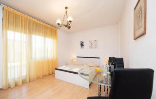 Three-Bedroom Apartment In Trogir - 9