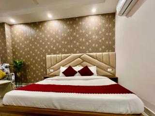 Hotel Laa Meridian - Heart Of Haridwar - Haridwar - 1