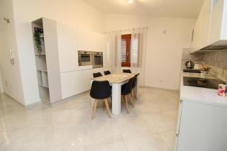 La-dolce-vita-holiday-home - La Caletta - 7