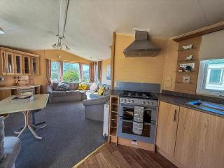Lovely 8 Berth Caravan At Southview Holiday Park Near Skegness Ref 33035M - Skegness - 4