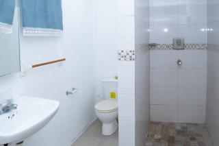 OCEAN VIEW APARTMENTs - Belmont - 6