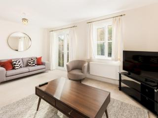 Pass the Keys Modern stylish family home private garden - Cheltenham - 5
