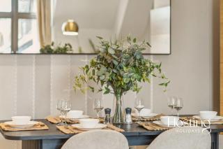 The Sovereign Suite - 2-bedroom Luxury Apartment with Parking - 4