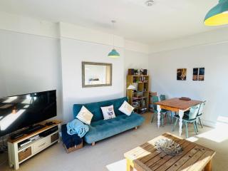 NEW Seabreeze Large Family Apt Sea Views Ventnor - 9