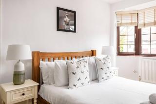 Stylish Home in New Malden: Comfort & Tranquility - New Malden - 6
