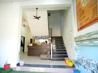 Shri Gauraj Dham - - 7