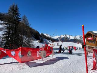 Appartement LA PLAGNE plein sud au pied des pistes, piscine et parking gratuits - La Plagne Tarentaise - 4