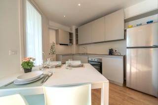 GuestHost - Asia Home - 7