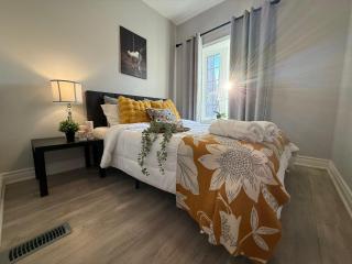 3 Bedrooms Little Italy Downtown - 0