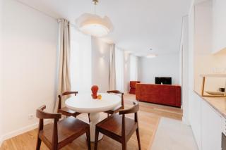 Mary Orange - NO 236 1E - Sophisticated Two-Bedroom Getaway - Lissabon - 6