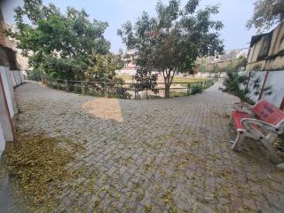Singhasth homestay 2BHK apartment in HEART of city Jagatganj Benaras - Varanasi - 5