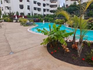 Modern Oasis with Jacuzzi & Two Terraces - 4