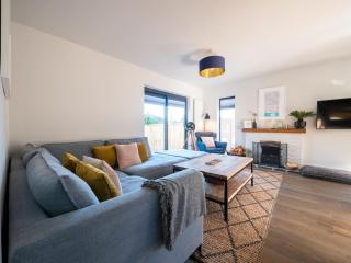 Redwalls Luxury House - 6