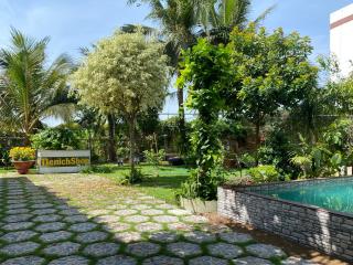 Thành Sơn-phòng hồ bơi-sân vườn chill - - 3