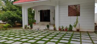 Snekam Resorts - 8