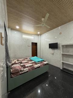 Mani residency AC convention hall - Raigīr - 3