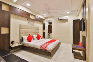 Hotel Vanya Palace - Ahmedabad - 2