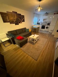 2 rooms apartment 40 m2 and parking - Nanterre - 0